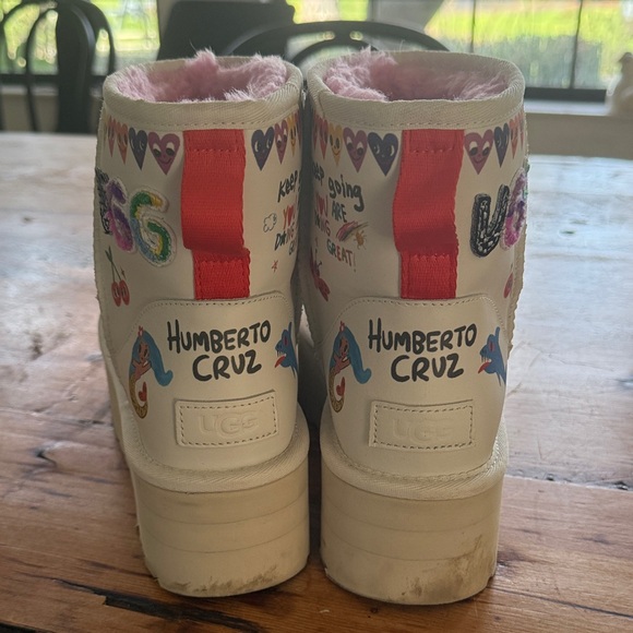 UGG Humberto Cruz Graphic Platform Boots - Picture 5 of 6